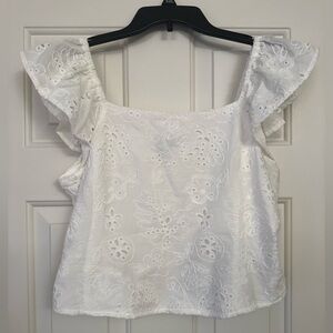 Sofia by Sofia Vergara White Flutter Sleeve Crop Blouse